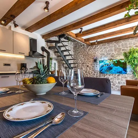 Le Adria - Private Hot Tub - Parking Tatil Evi